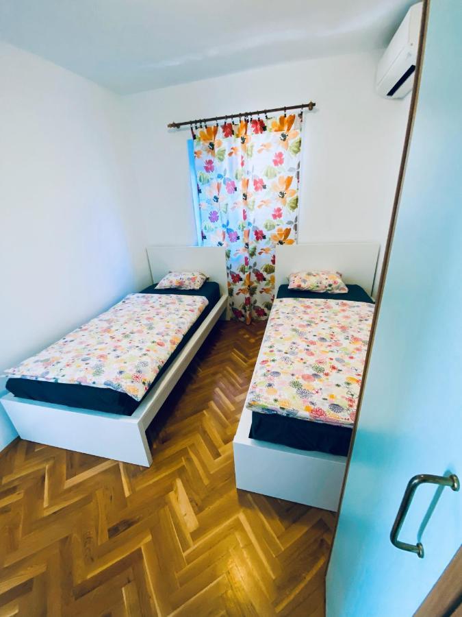 Apartments Matthew & Oscar 波拉特 外观 照片